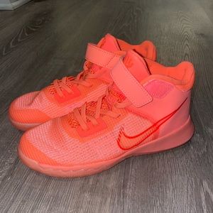 Nike Kids' Kyrie Flytrap 4